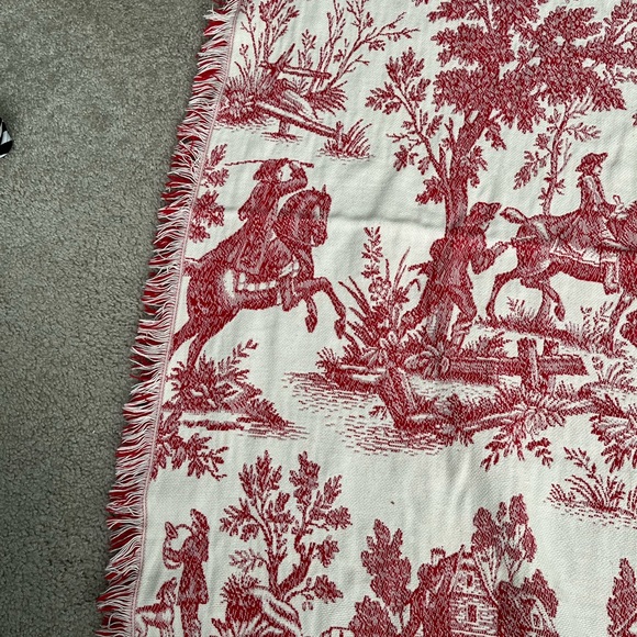 Equestrian Red & white Blanket - Picture 5 of 6